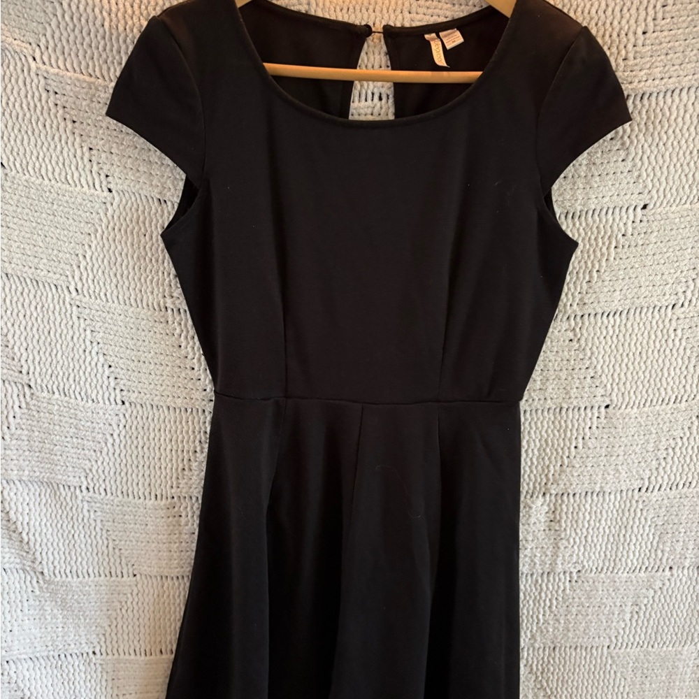 Classic Black Cap-Sleeve Skater Dress